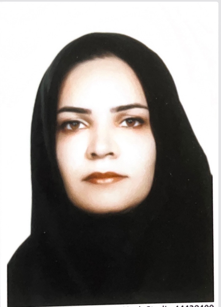 فاطمه حاجی عزیزی