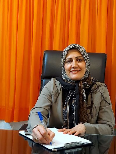 سیده زهرا احمدزاده
